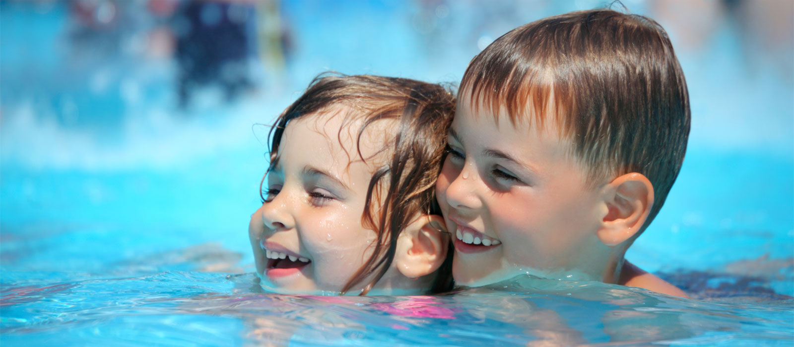 Espace jeux piscine